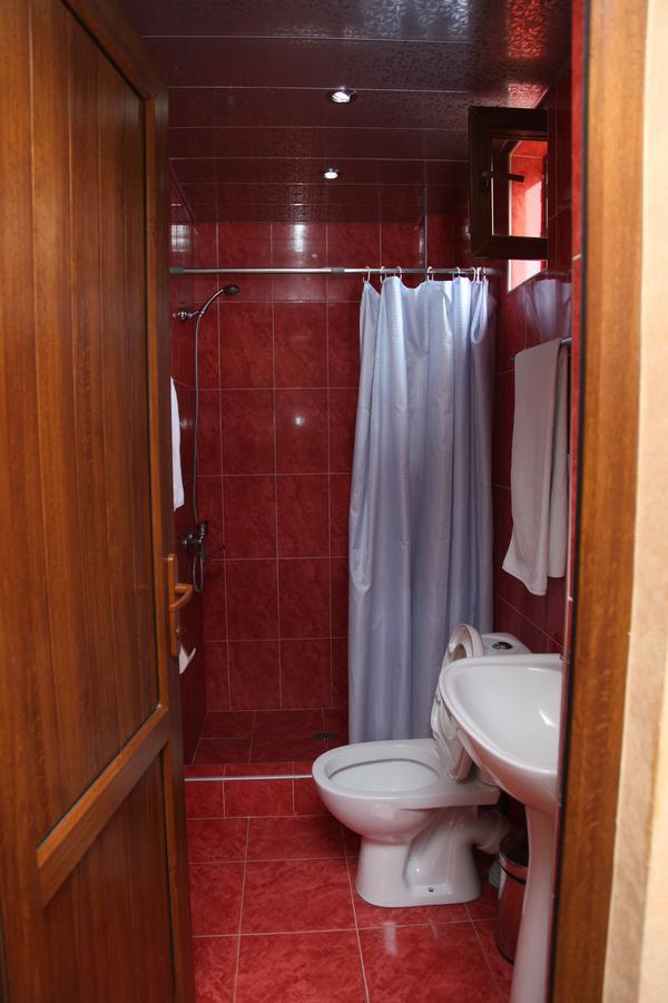 Hotel Obola Samtredia Экстерьер фото