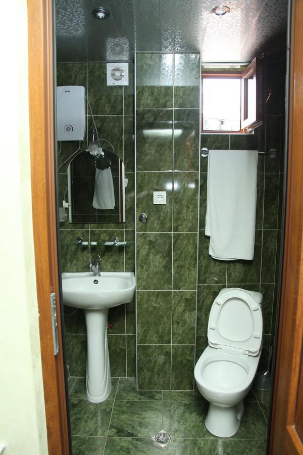 Hotel Obola Samtredia Экстерьер фото